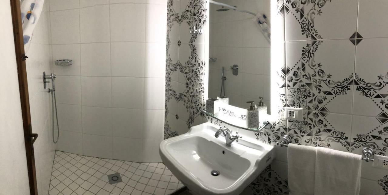 Viola Borgia Apartamento Florença Exterior foto